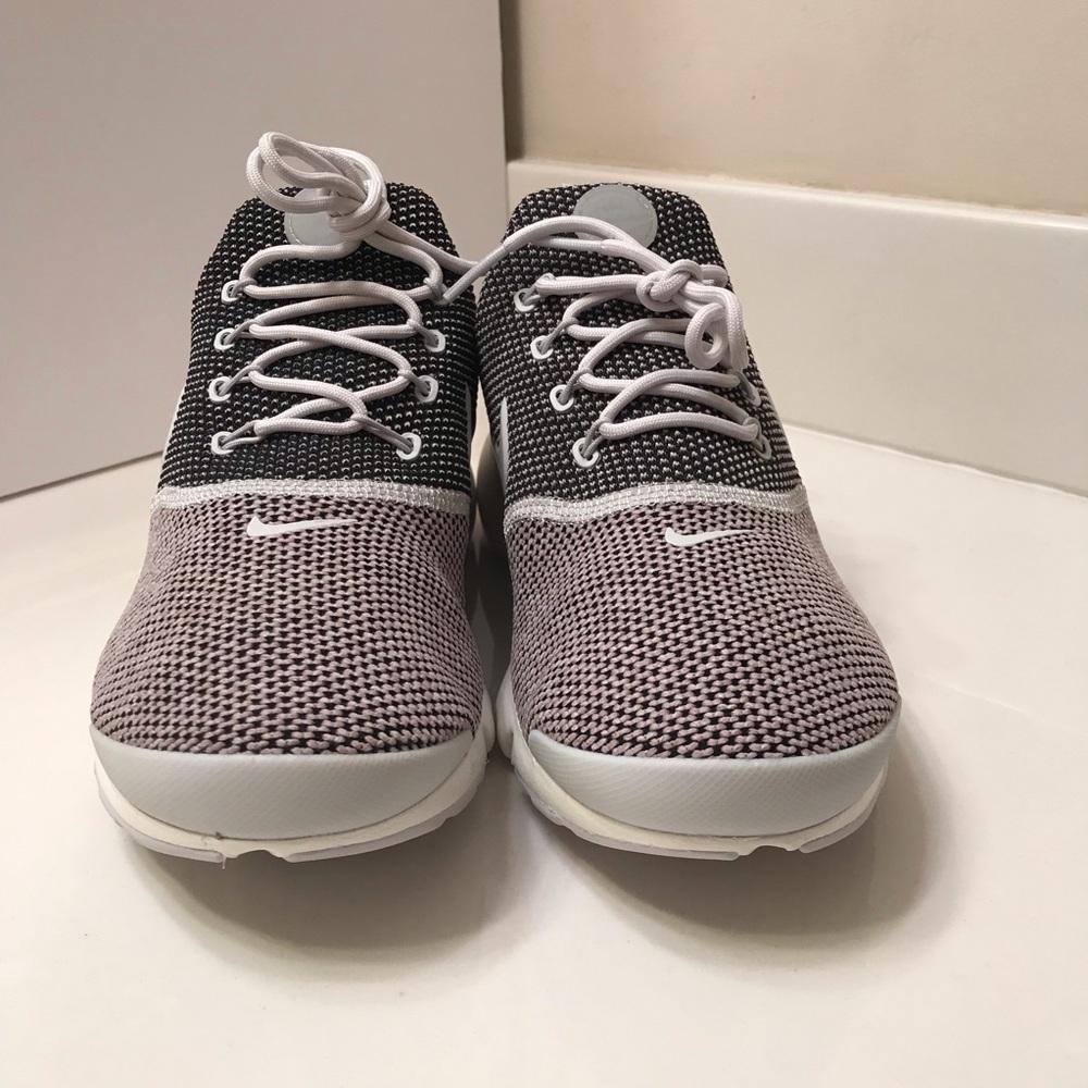 NWOB Nike Presto Fly SE - Picture 2 of 8